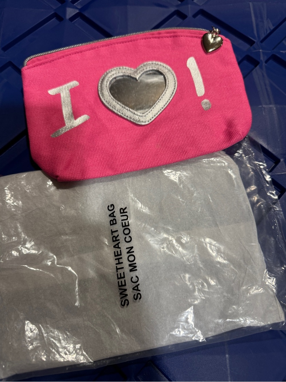 Sweetheart Pink Heart Accent Zip Pouch new in bag